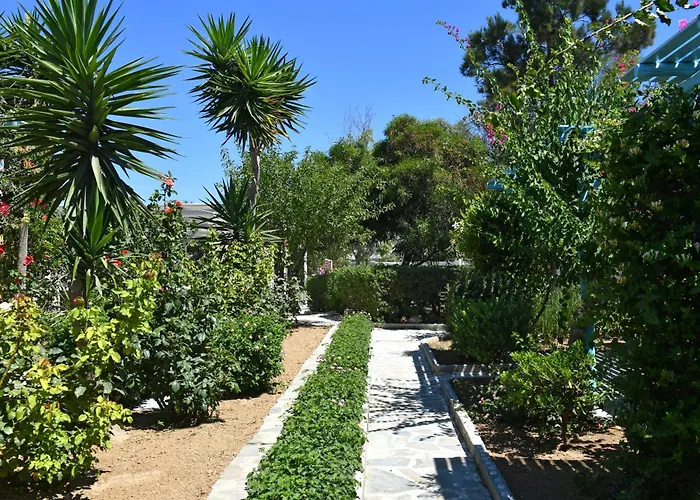 Ξενοδοχείο Surfing Village Paros 3*