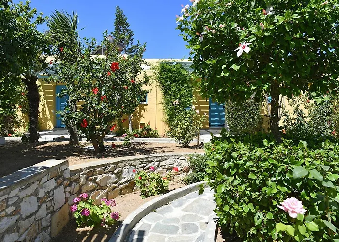 Surfing Village Paros Ξενοδοχείο 3*