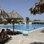 Surfing Village Paros Santa Maria (Paros)