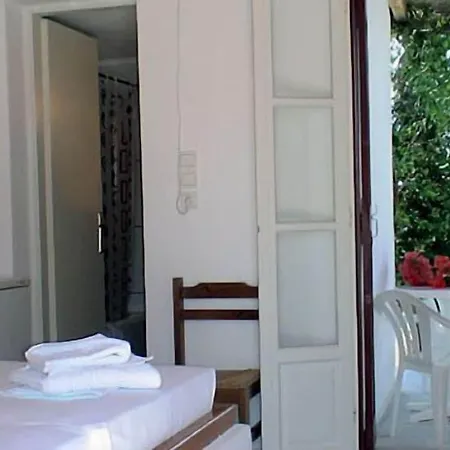 Surfing Village Paros Hotel Santa Maria (Paros)