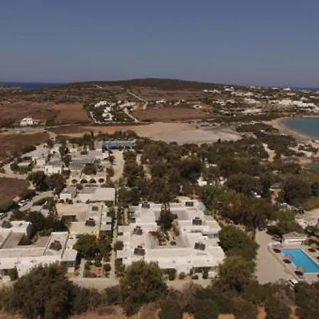 Ξενοδοχείο Surfing Village Paros 3*