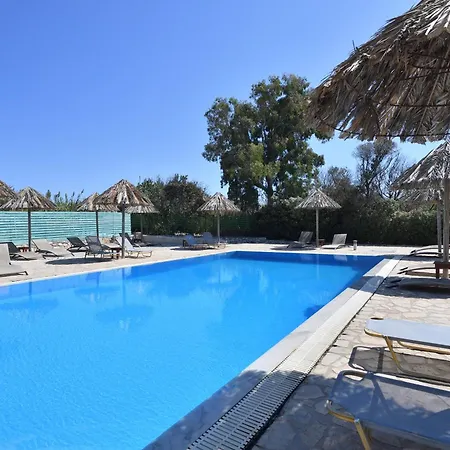 Surfing Village Paros Hotell