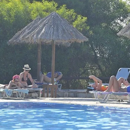Surfing Village Paros 3* Santa Maria (Paros)