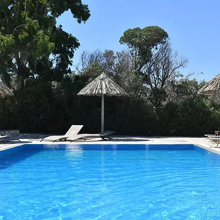 帕罗村冲浪海滩 酒店 3*