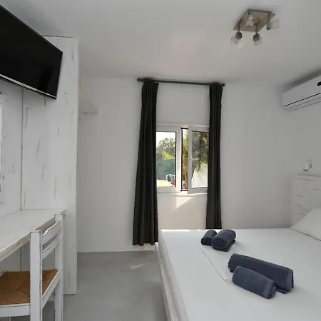 Surfing Village Paros 3* Santa Maria (Paros)